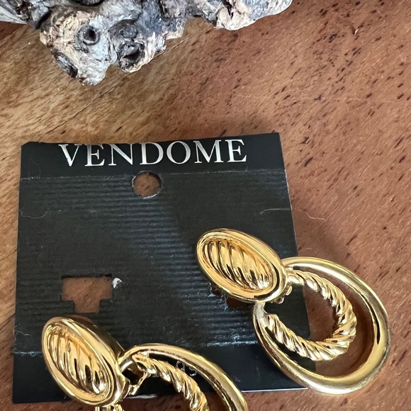 Vintage Golden Tone Vendome/Coro Door Knob Earrings - Picture 4 of 5